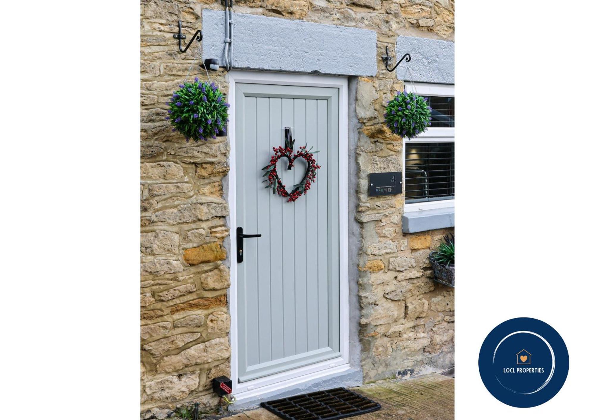 Beam End Snainton - Modern 2-Bedroom Stone Cottage Exterior foto